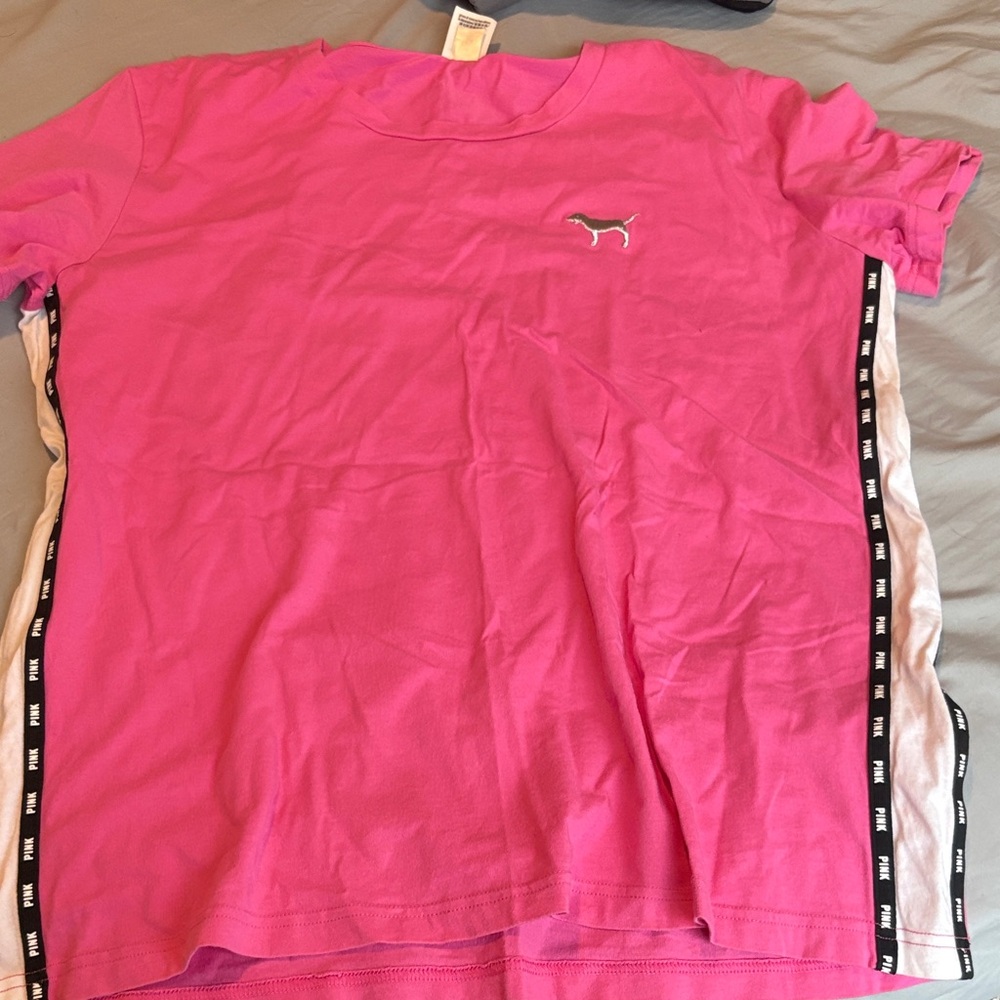 Victoria's Secret Pink Short Sleeve Tee